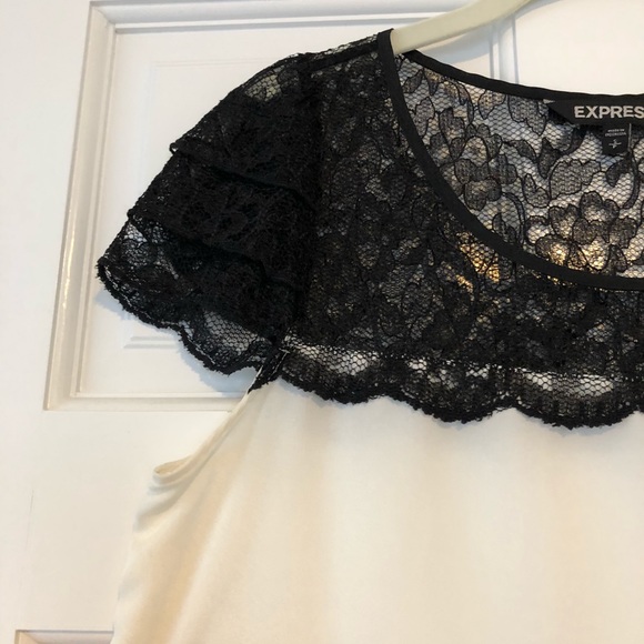 Express Blouse - Picture 3 of 4